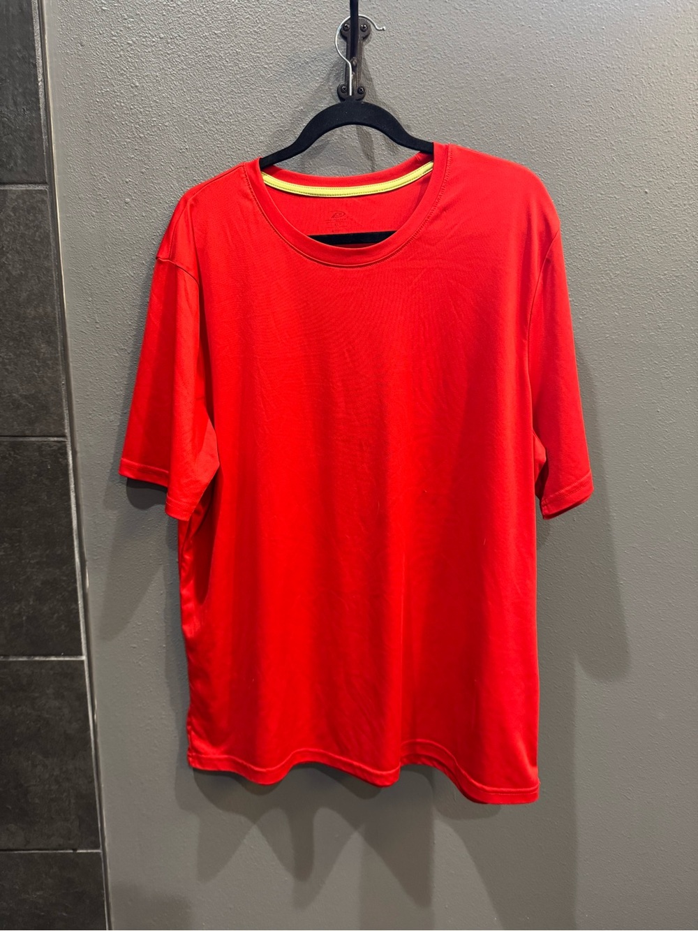 Pro Player Red Short Sleeve Crewneck Tee